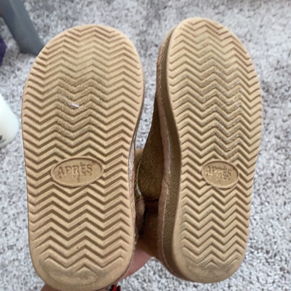 Apres by lamo brown boots - Picture 10 of 12